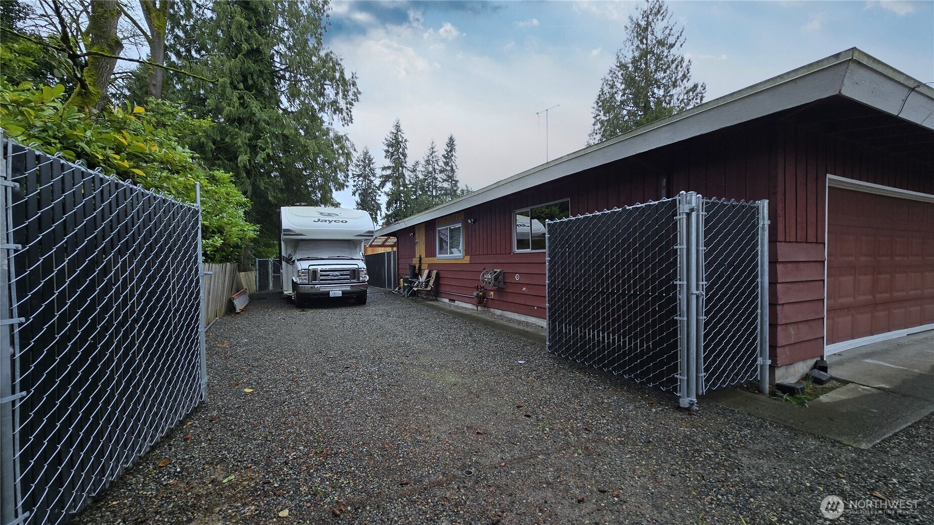 1815 116th Avenue NE, Bellevue, WA 98004