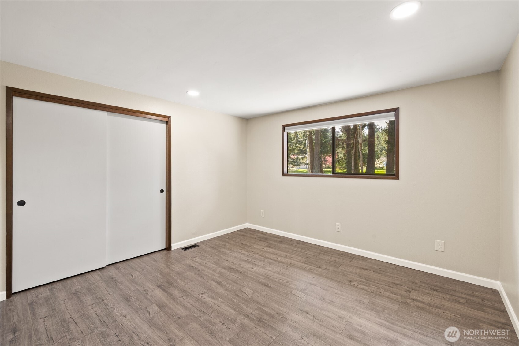 53 Riverside Road , Sequim, WA 98382