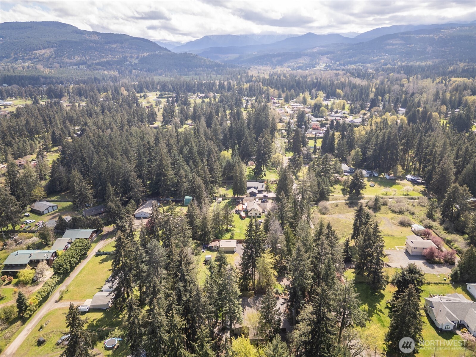 53 Riverside Road , Sequim, WA 98382