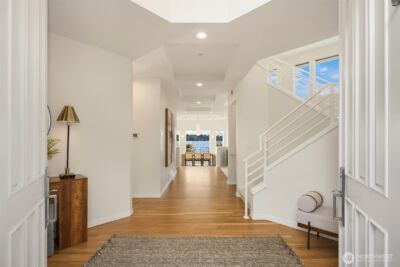 7439 W Mercer Way , Mercer Island, WA 98040 - Photo 3