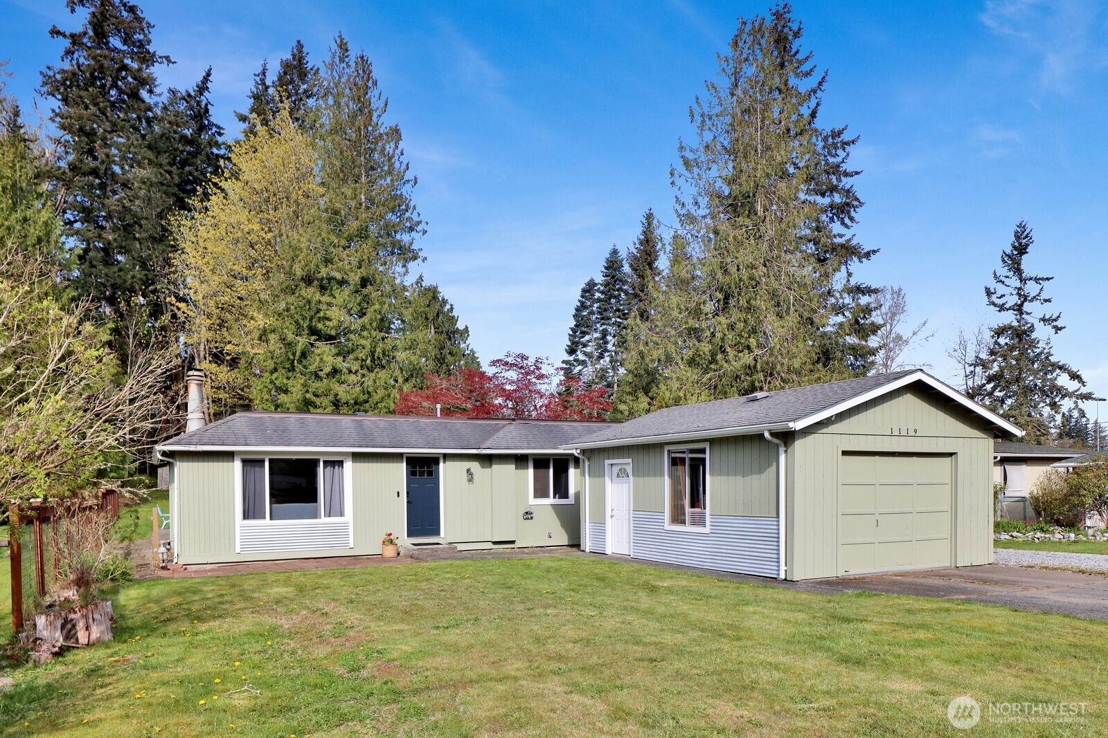 1119 Roland Street , Bellingham, WA 98229