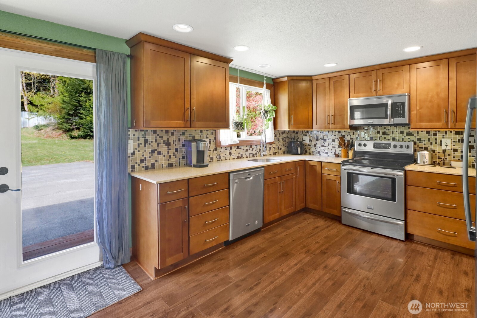 1119 Roland Street , Bellingham, WA 98229