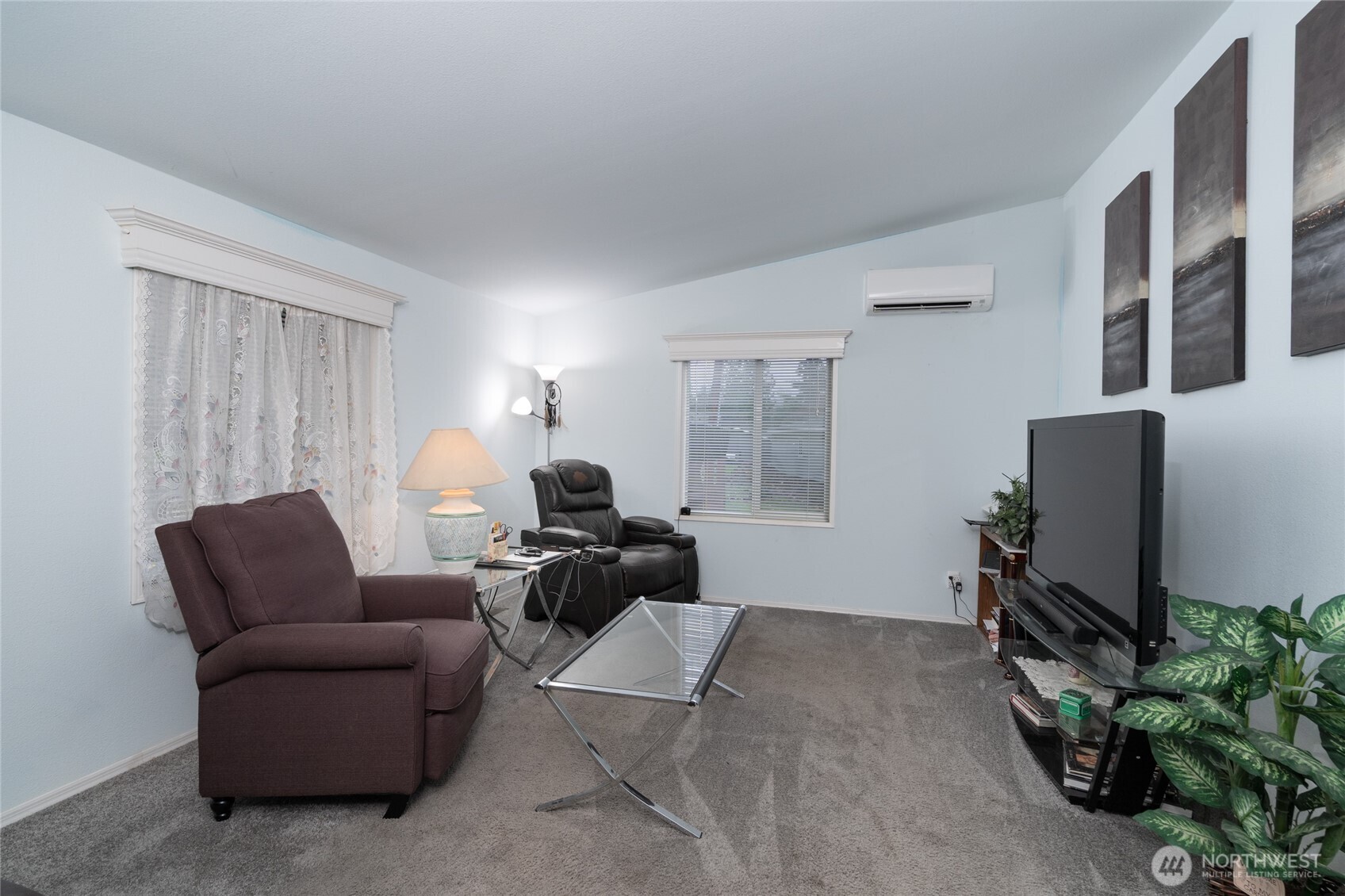 9054 W Pressentin Drive , Concrete, WA 98237
