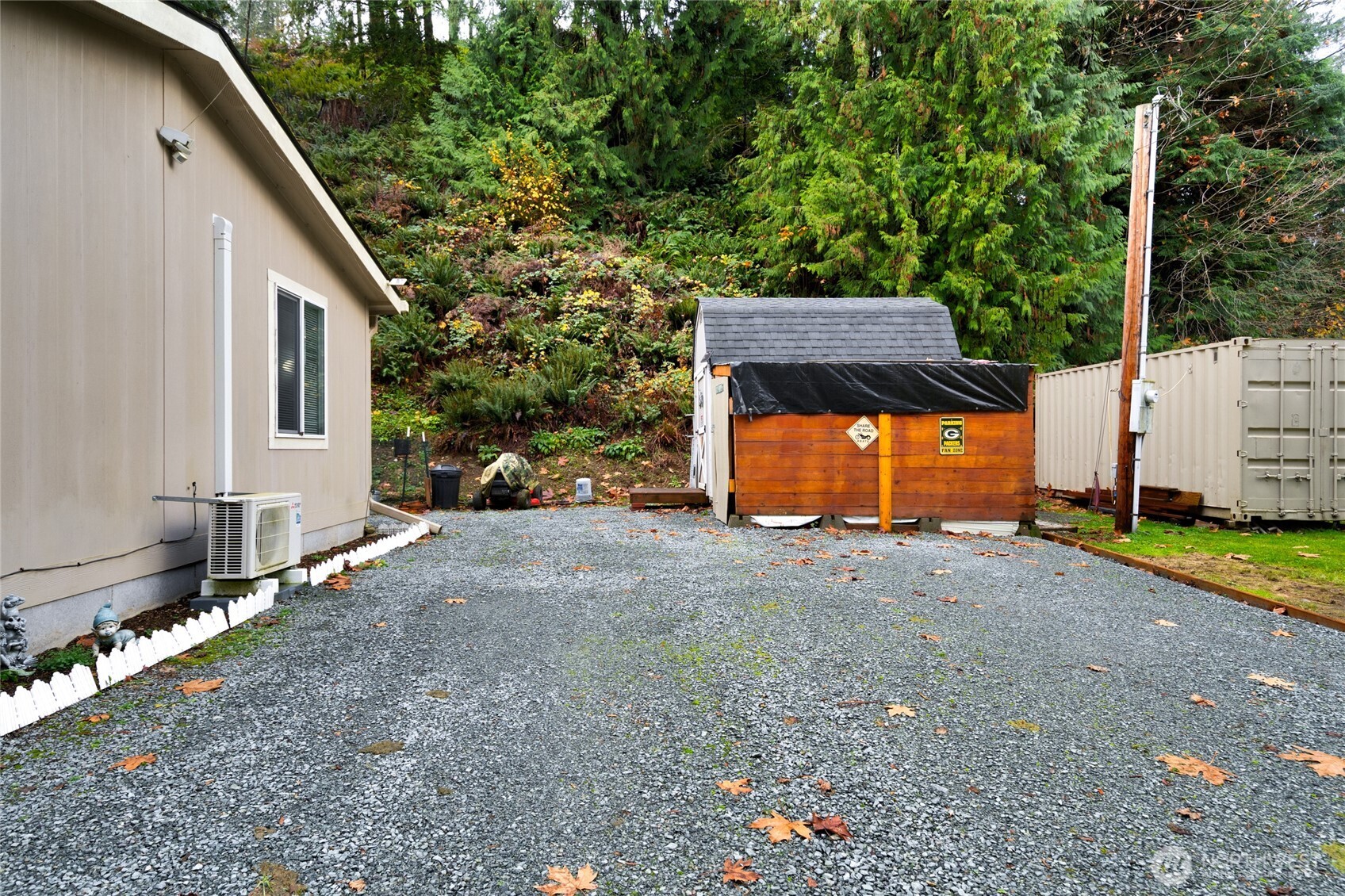 9054 W Pressentin Drive , Concrete, WA 98237