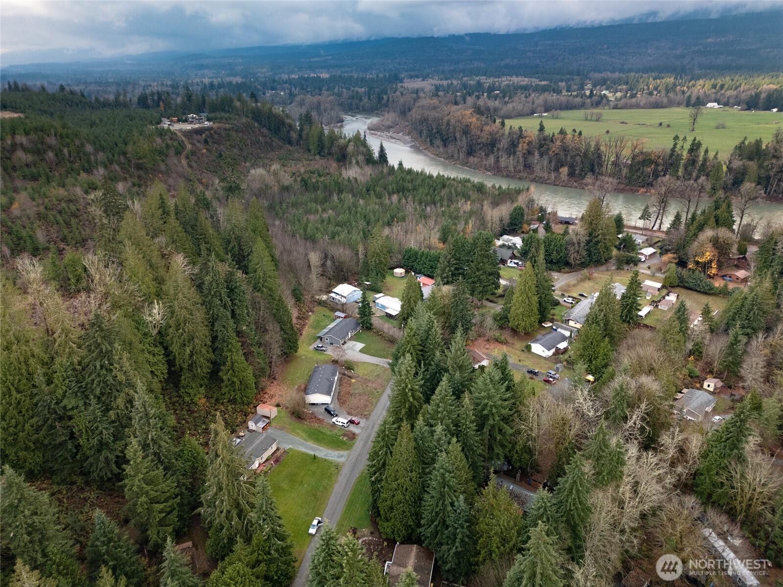 9054 W Pressentin Drive , Concrete, WA 98237