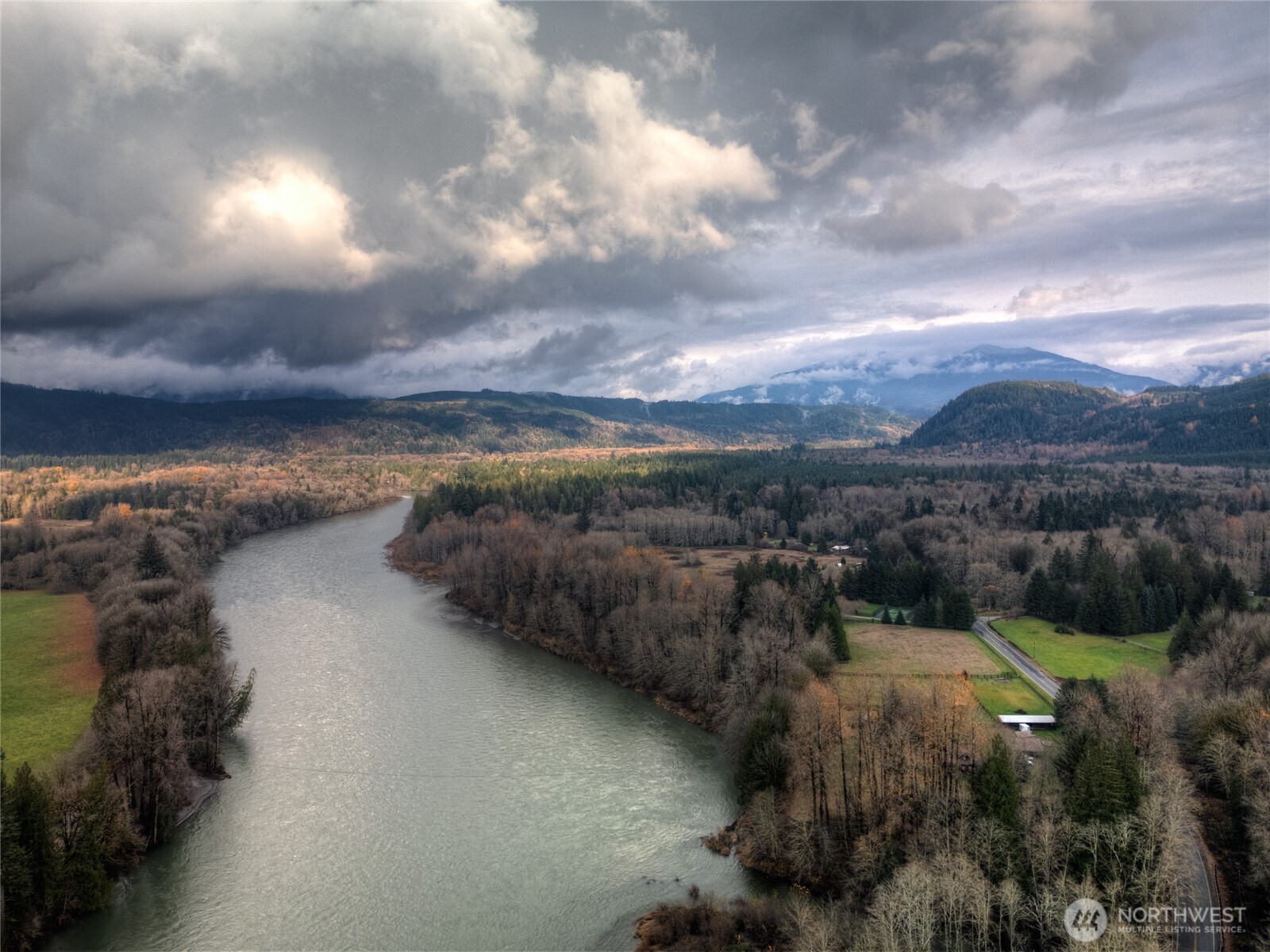 9054 W Pressentin Drive , Concrete, WA 98237