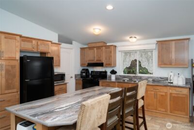 9054 W Pressentin Drive , Concrete, WA 98237 - Photo 7