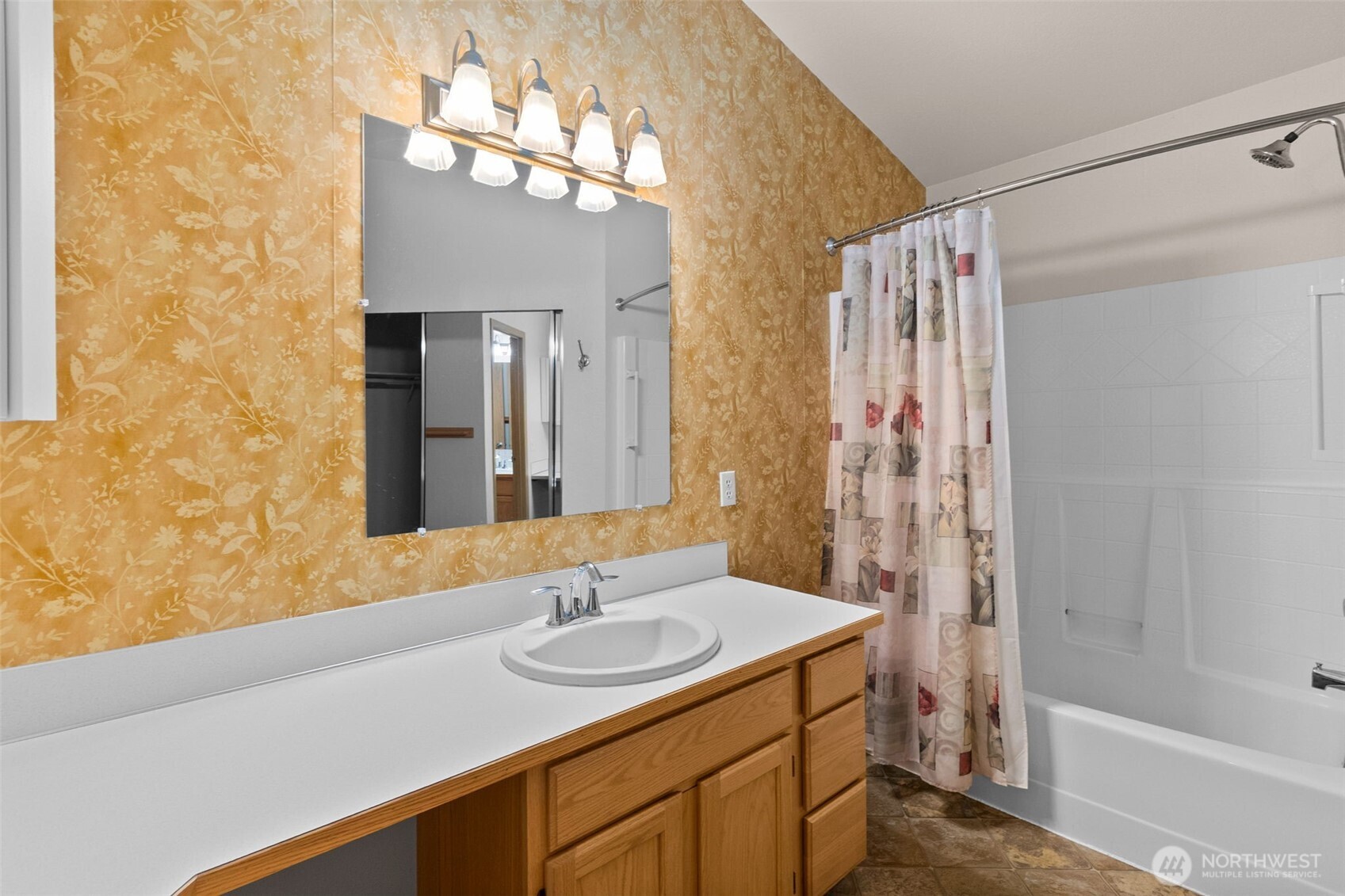 4606 Denton Lane SE, Lacey, WA 98503