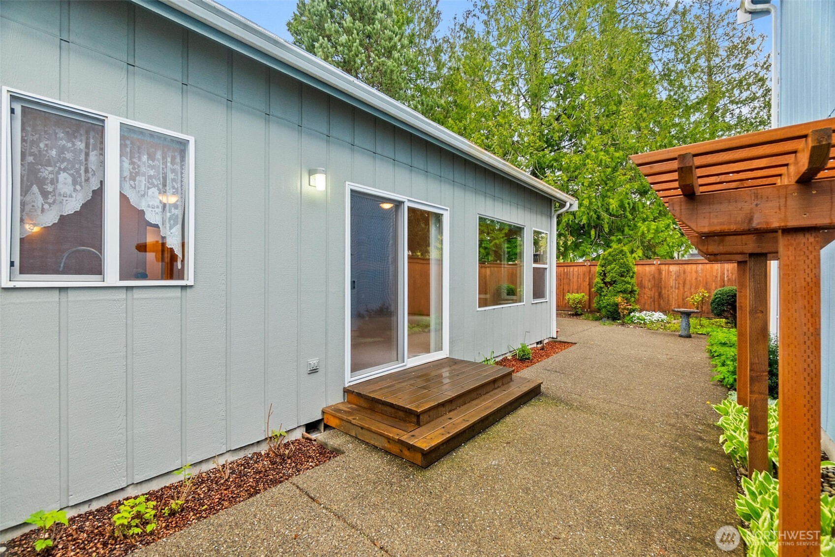 4606 Denton Lane SE, Lacey, WA 98503