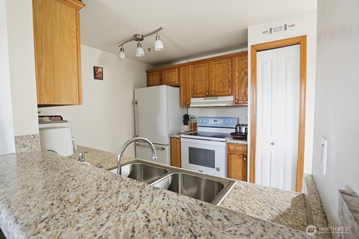 1009 112th Street SE #D105, Everett, WA 98204