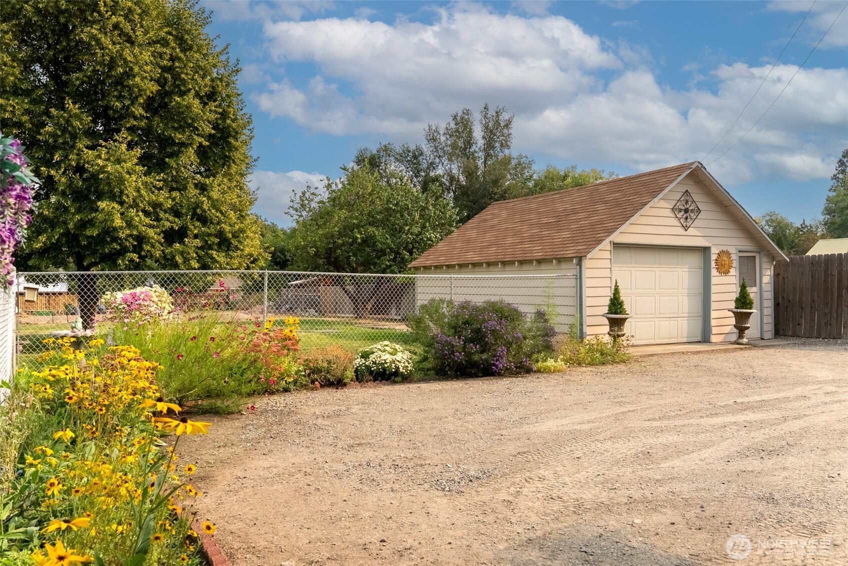 211 S Granite Street , Omak, WA 98841