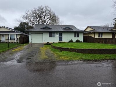 1106 S 11th Avenue , Kelso, WA 98626