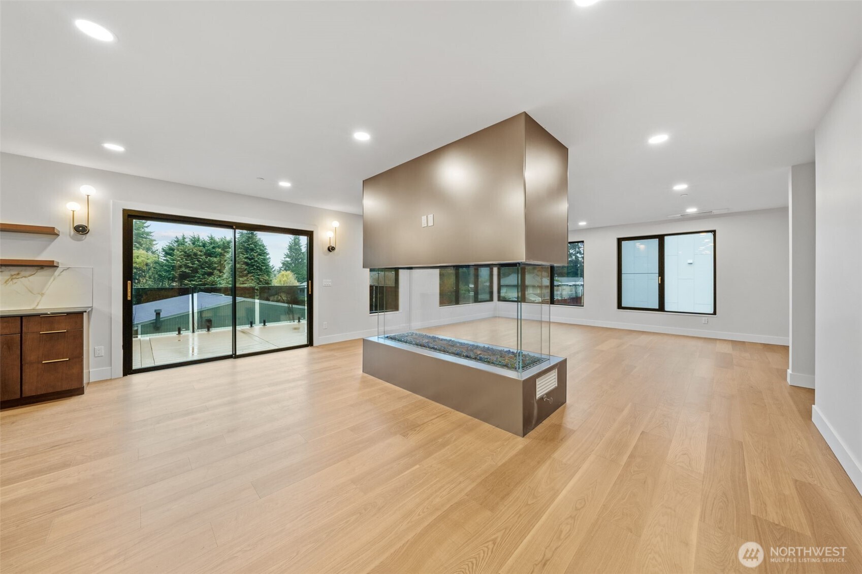 7905 240th Street SW, Edmonds, WA 98026