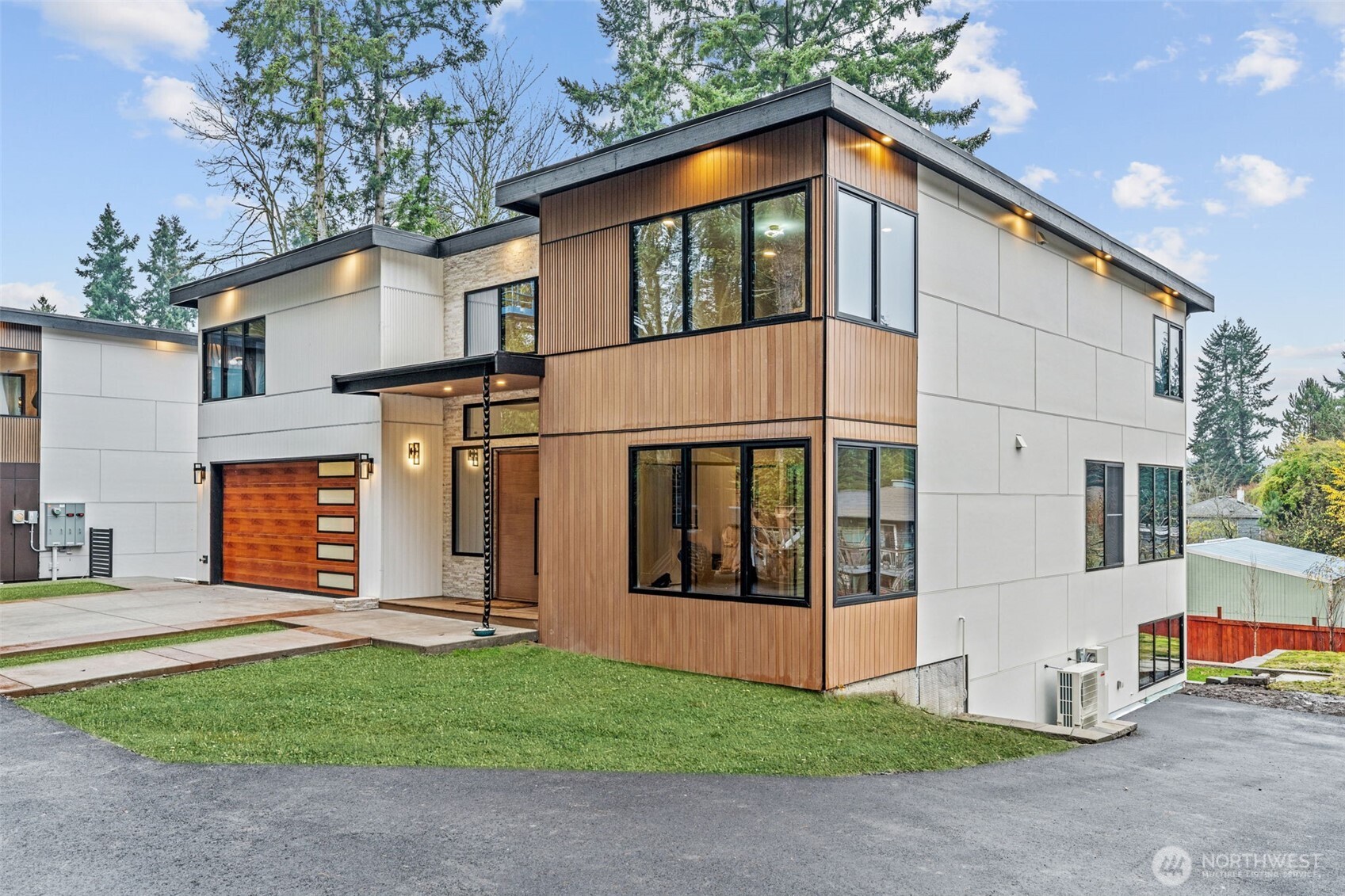 7905 240th Street SW, Edmonds, WA 98026