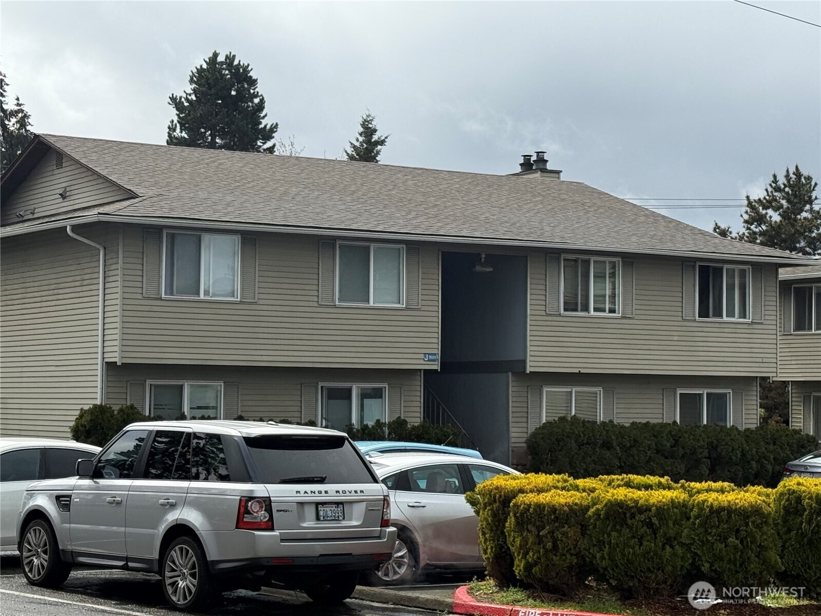 3020 S 216th Street #J, SeaTac, WA 98198