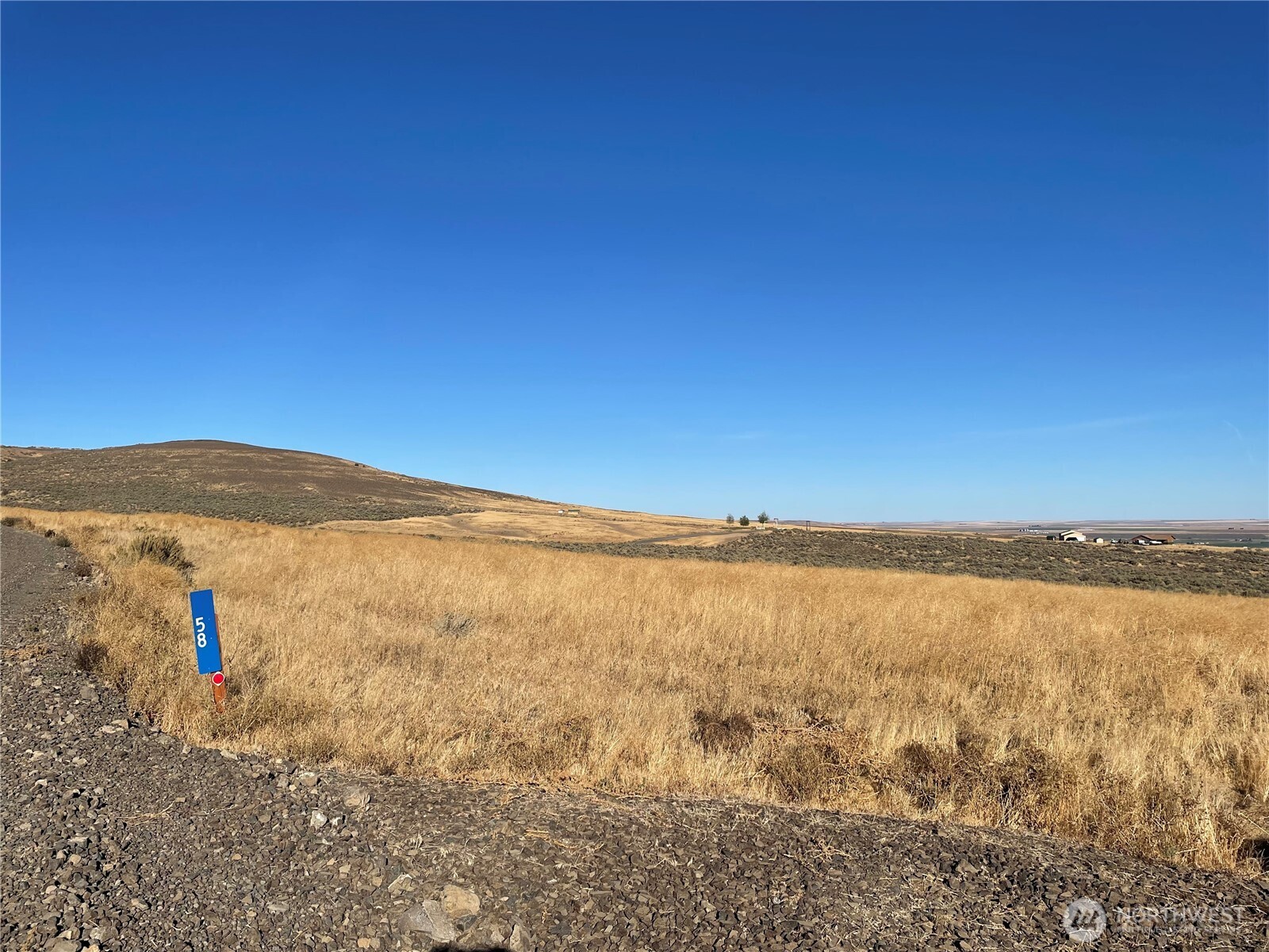 58 Banks Lake View Road #99115, Coulee City, WA 99115