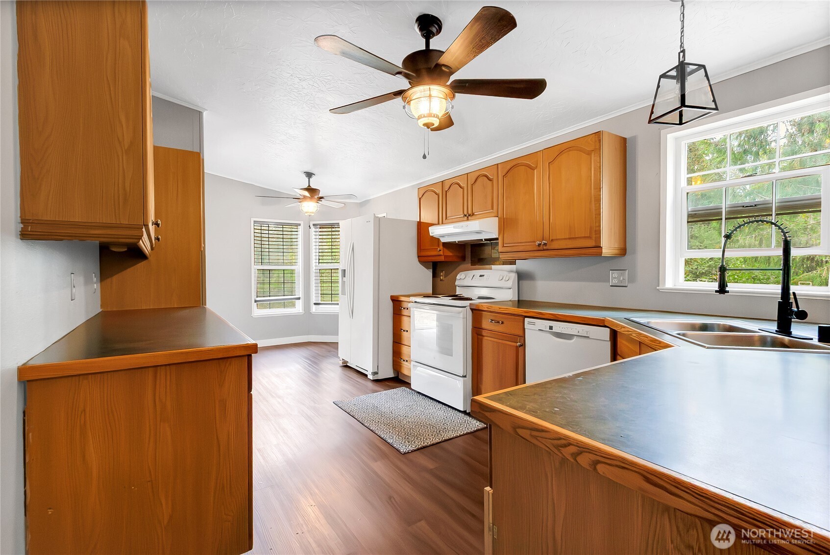 28205 73rd Ave E , Graham, WA 98338