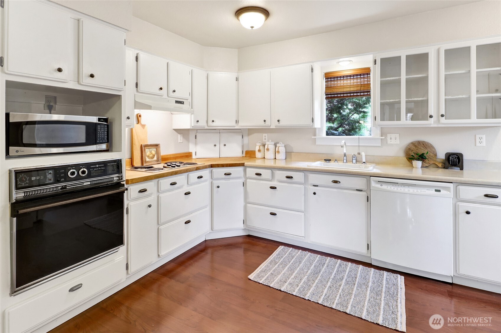 1218 Front Street , Lynden, WA 98264