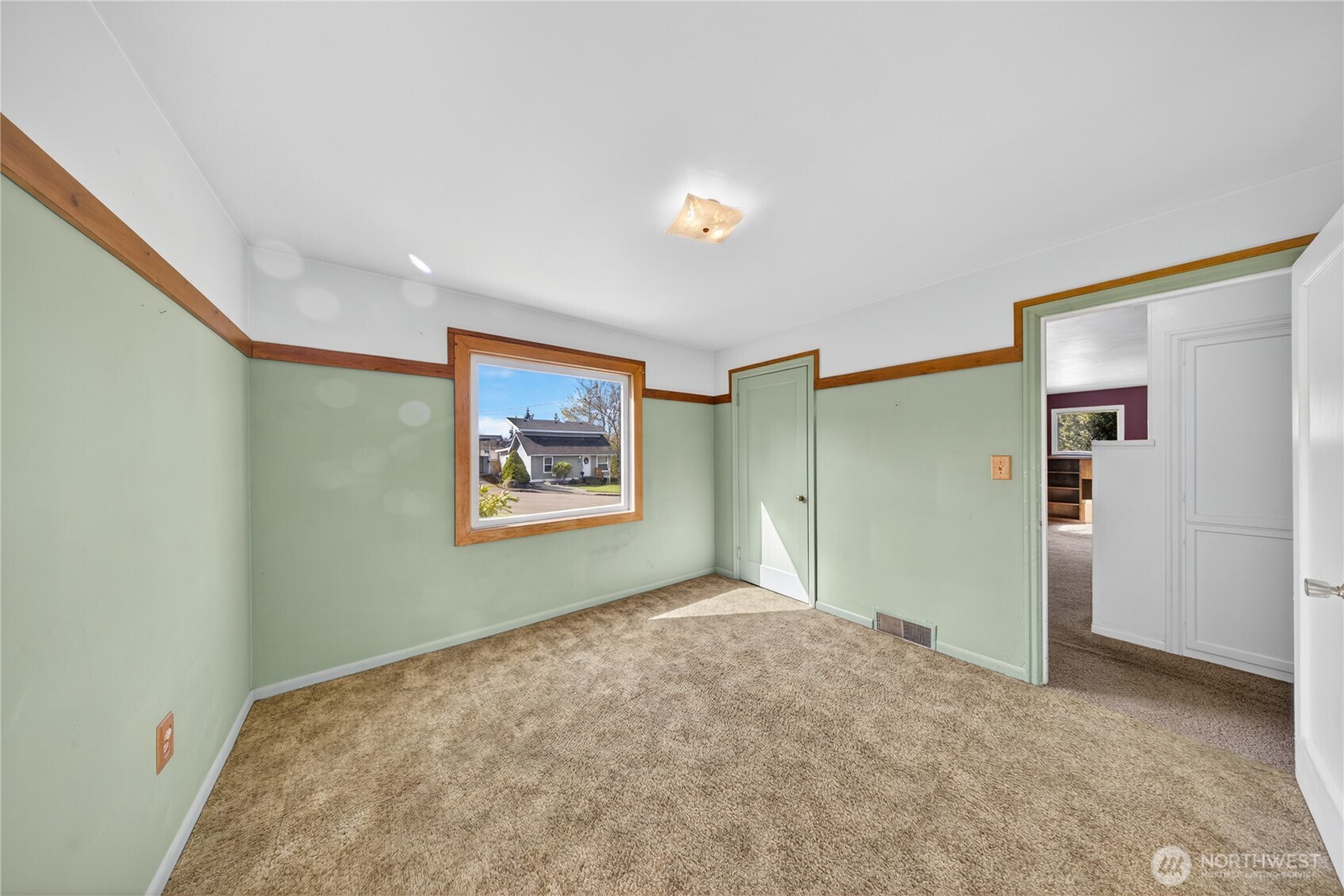 403 E Spruce Street , Mount Vernon, WA 98273