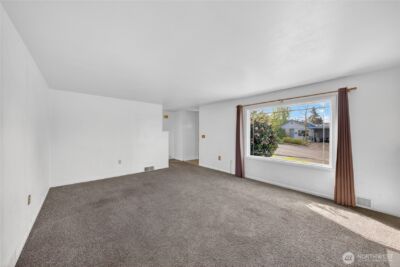403 E Spruce Street , Mount Vernon, WA 98273 - Photo 3