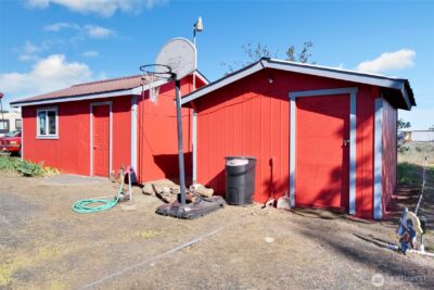 9630 Rd. H.8 NE, Moses Lake, WA 98837 - Photo 32