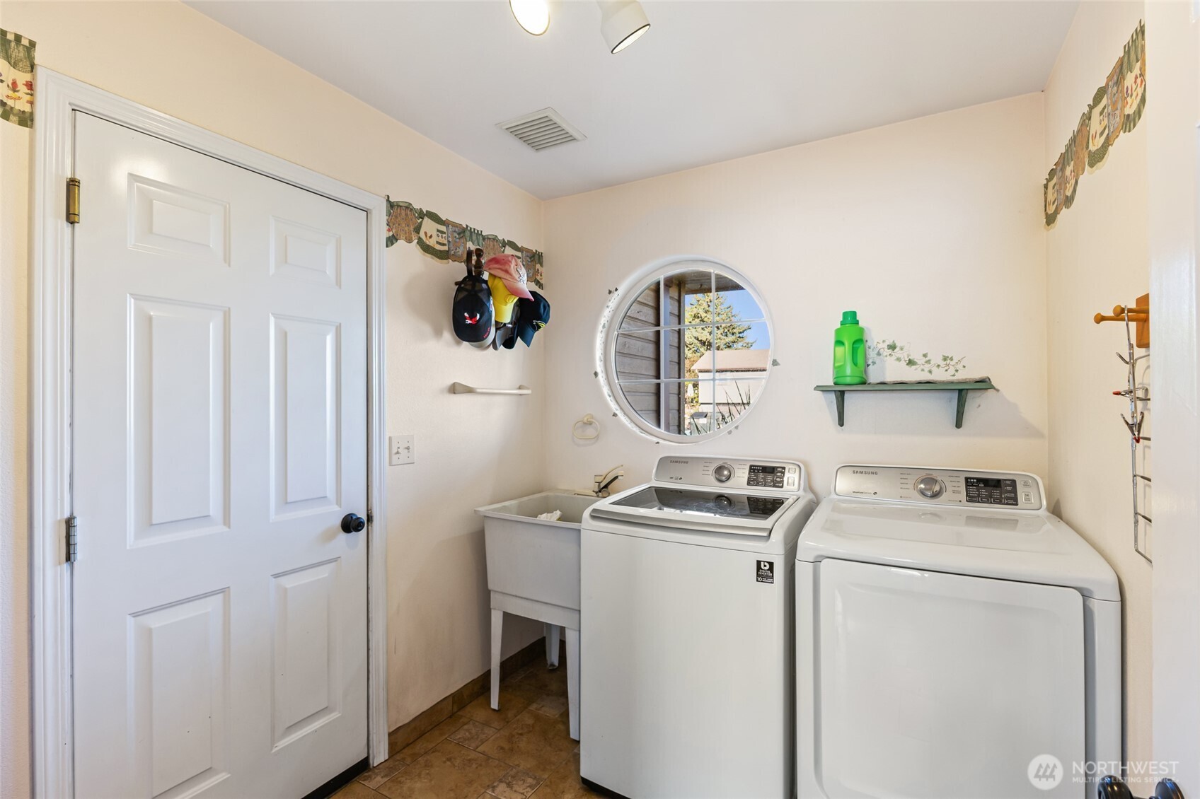 1716 S Legend Lane , Moses Lake, WA 98837