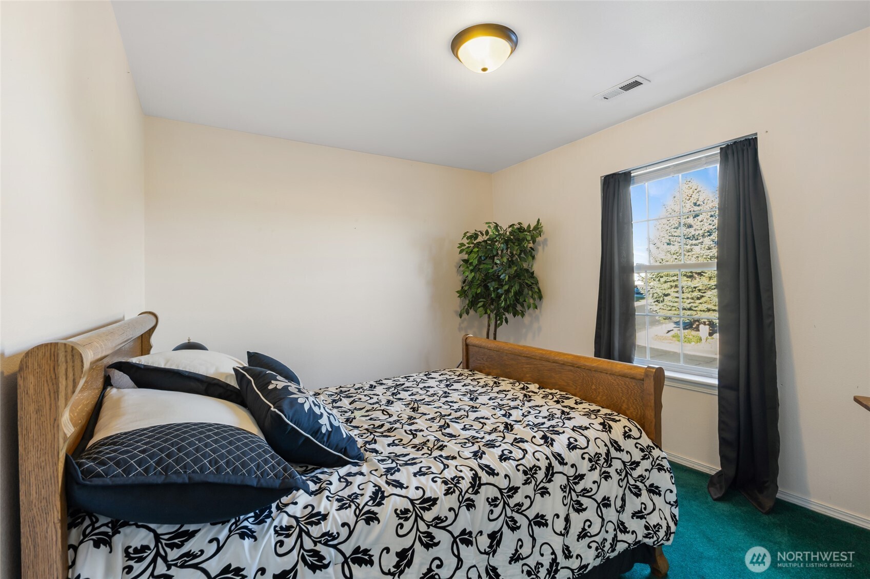 1716 S Legend Lane , Moses Lake, WA 98837