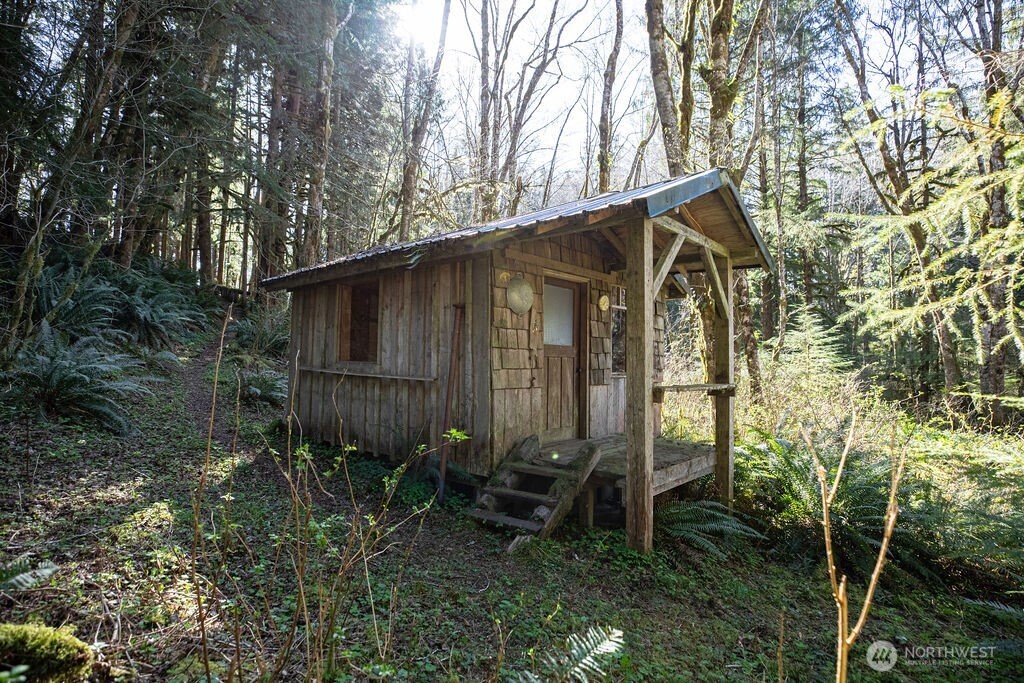999 Night Hawk Lane , Clallam Bay, WA 98326