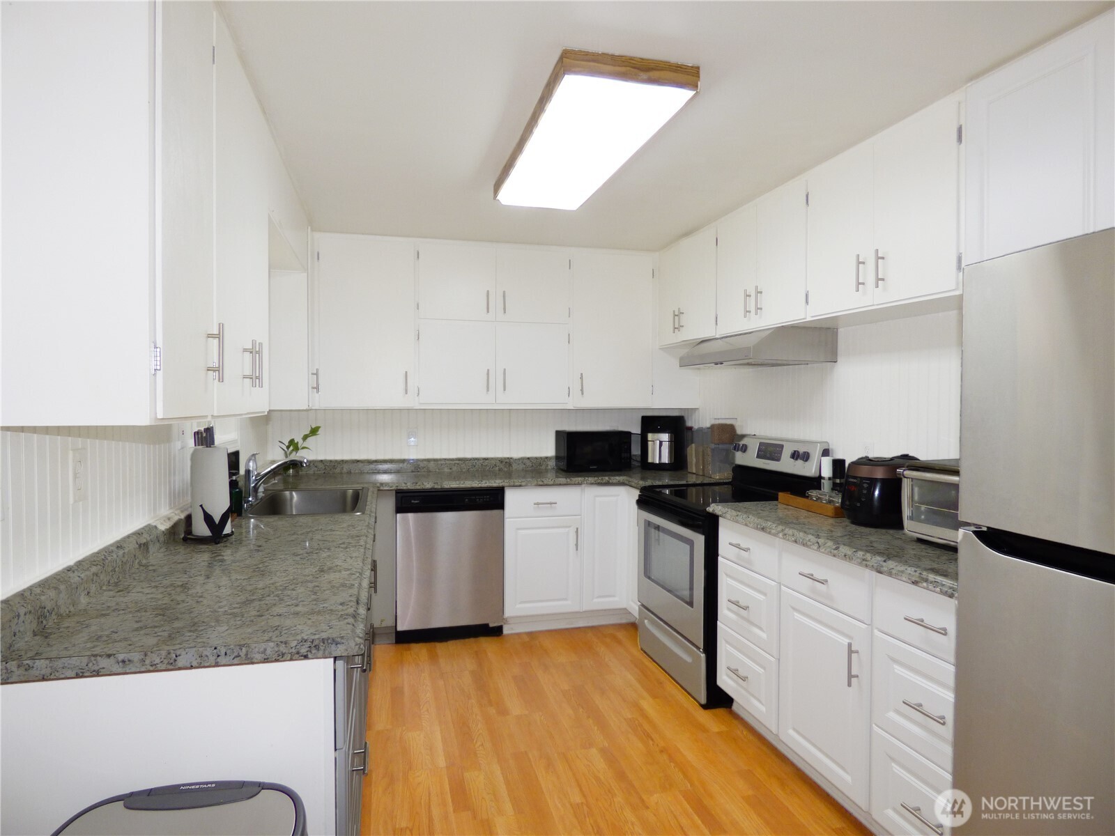 19229 SE 272nd Street , Kent, WA 98042