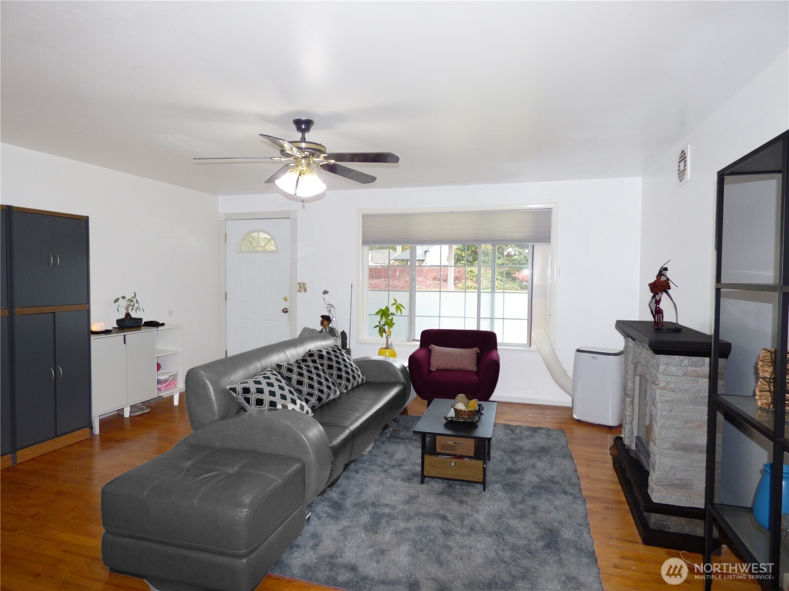 19229 SE 272nd Street , Kent, WA 98042