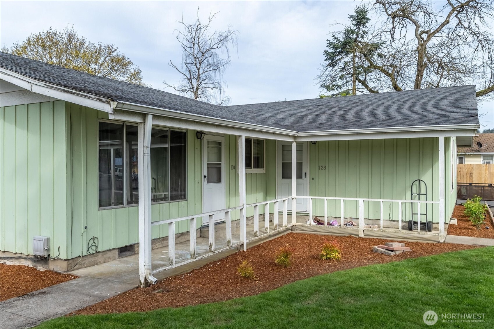 128 Robbins Street , Woodland, WA 98674
