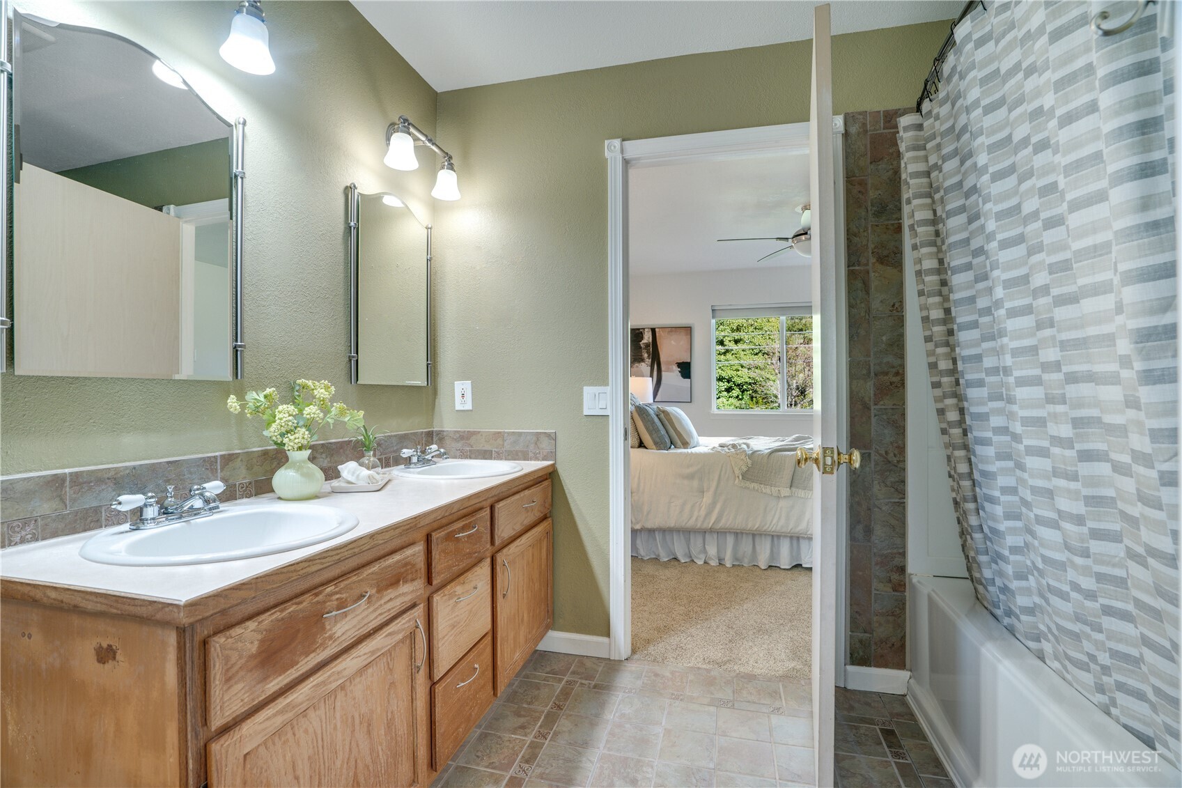 7615 S Junett Street , Tacoma, WA 98409