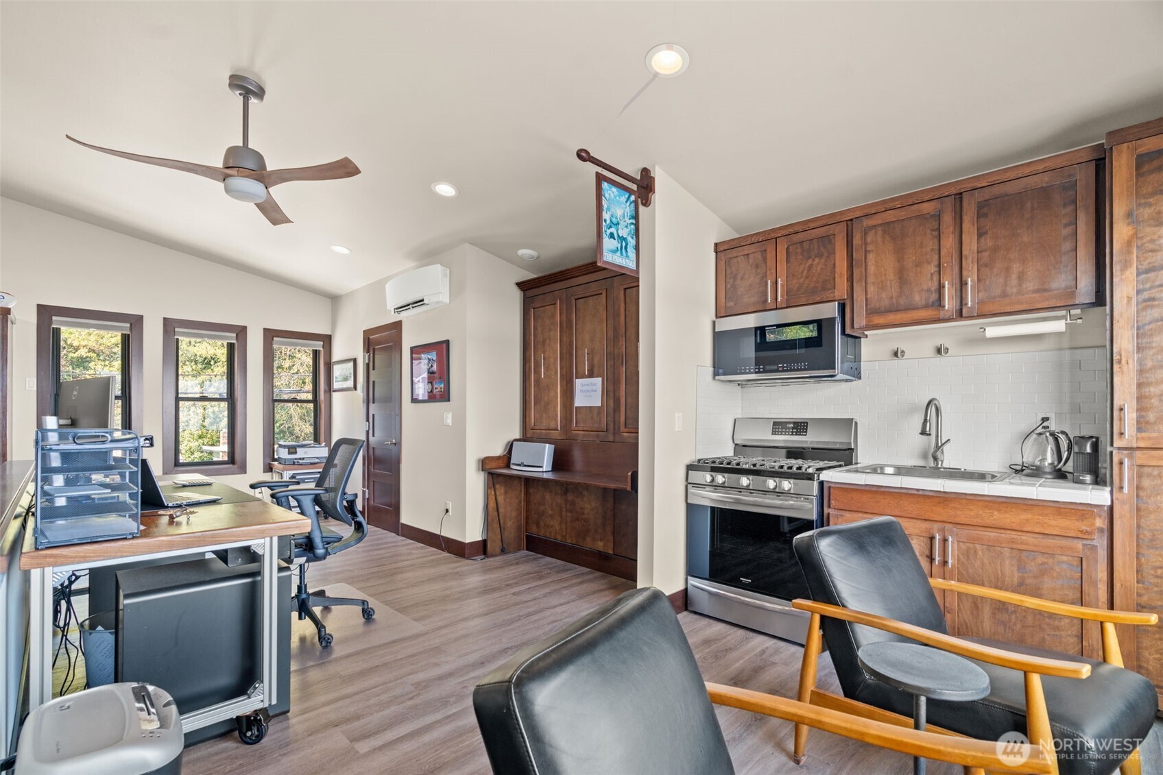2963 Tillicum Beach Drive , Camano Island, WA 98282