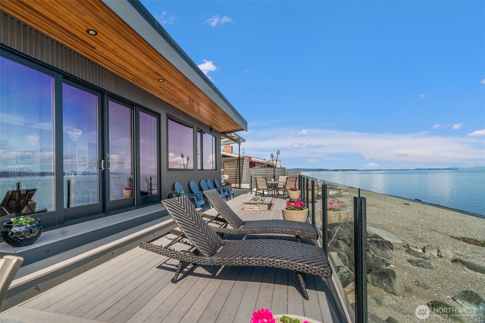 2963 Tillicum Beach Drive , Camano Island, WA 98282
