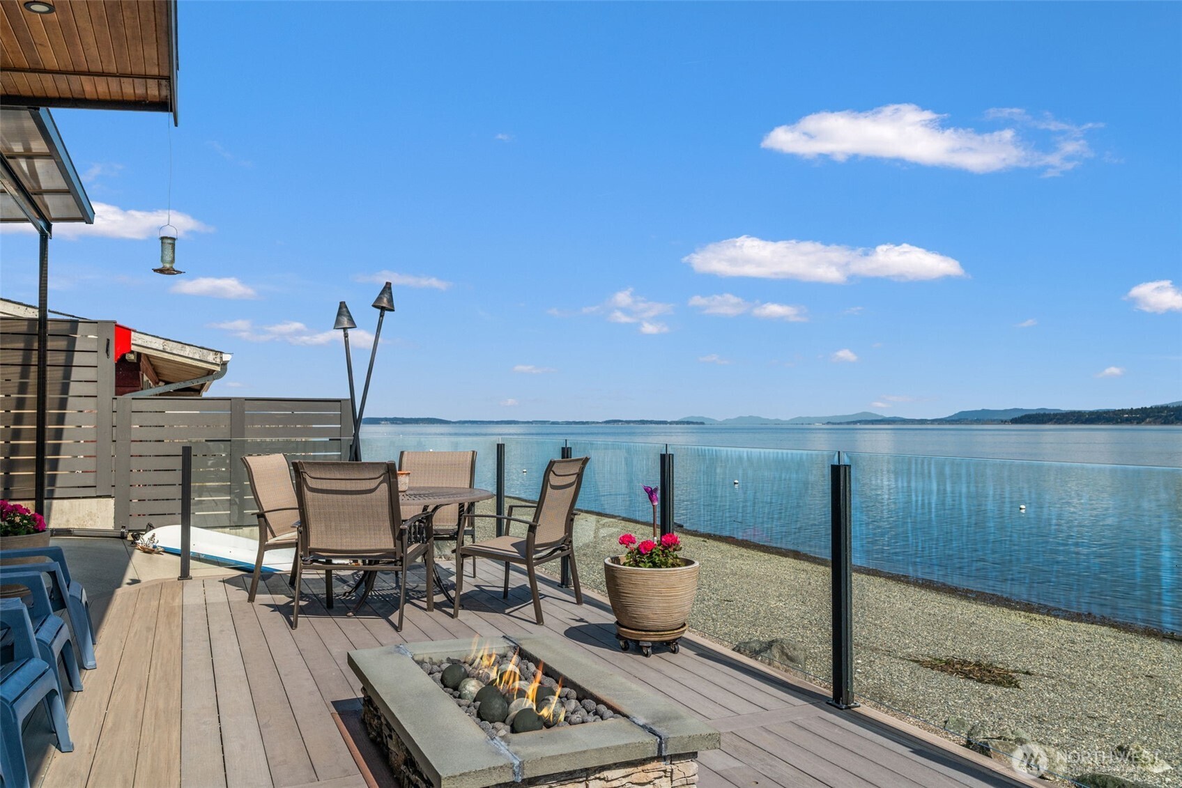 2963 Tillicum Beach Drive , Camano Island, WA 98282