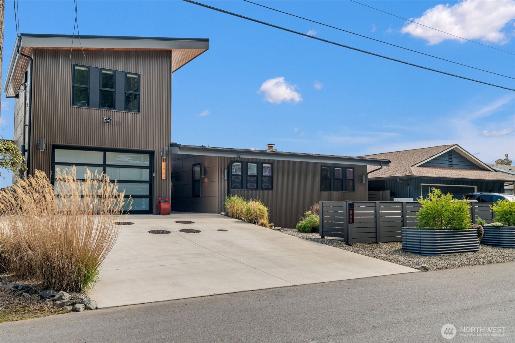 2963 Tillicum Beach Drive , Camano Island, WA 98282
