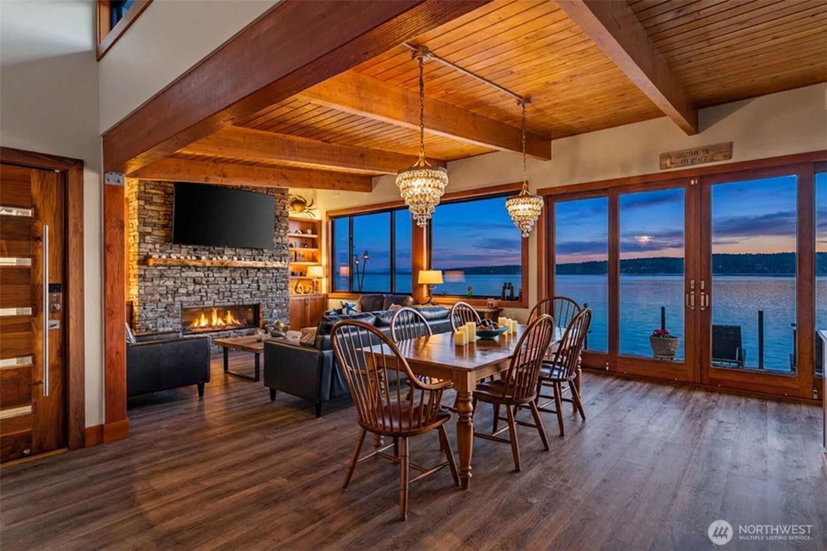 2963 Tillicum Beach Drive , Camano Island, WA 98282