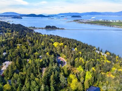 11927 Madrona Ridge Place , Anacortes, WA 98221 - Photo 15