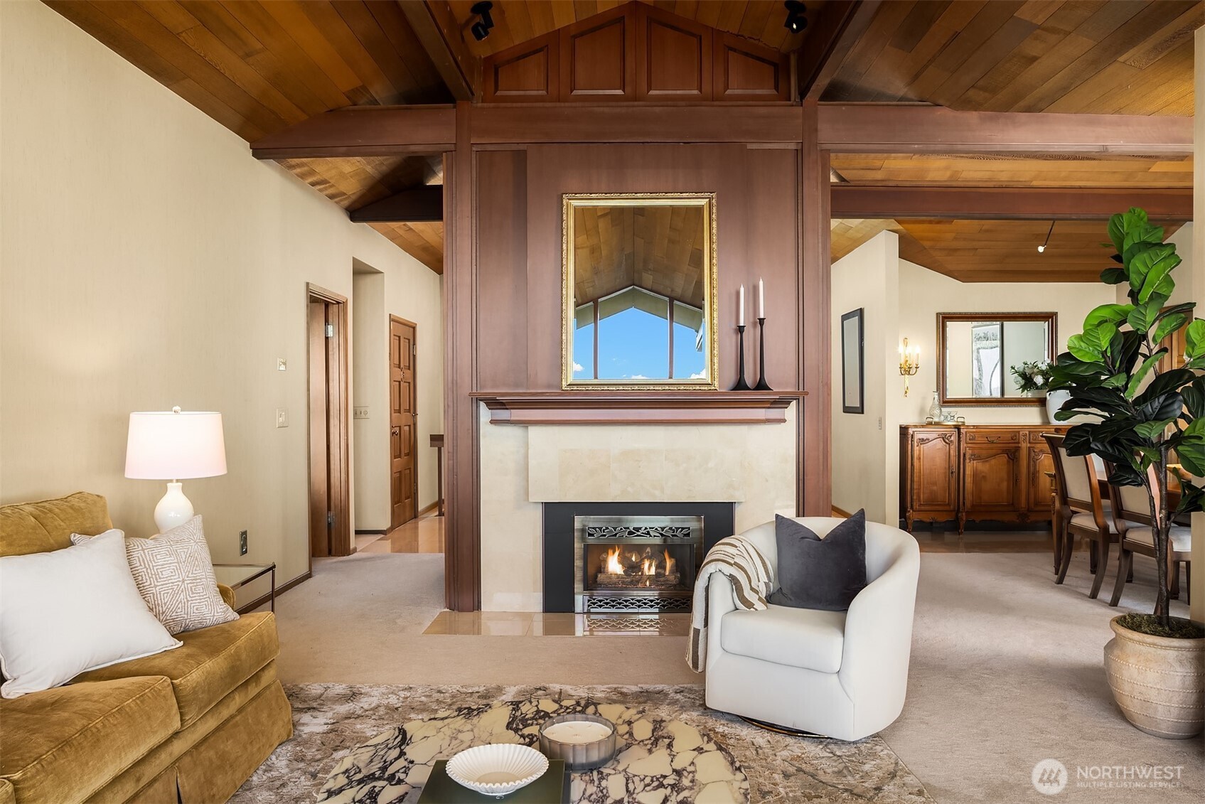9501 NE 13th Street , Clyde Hill, WA 98004-3446