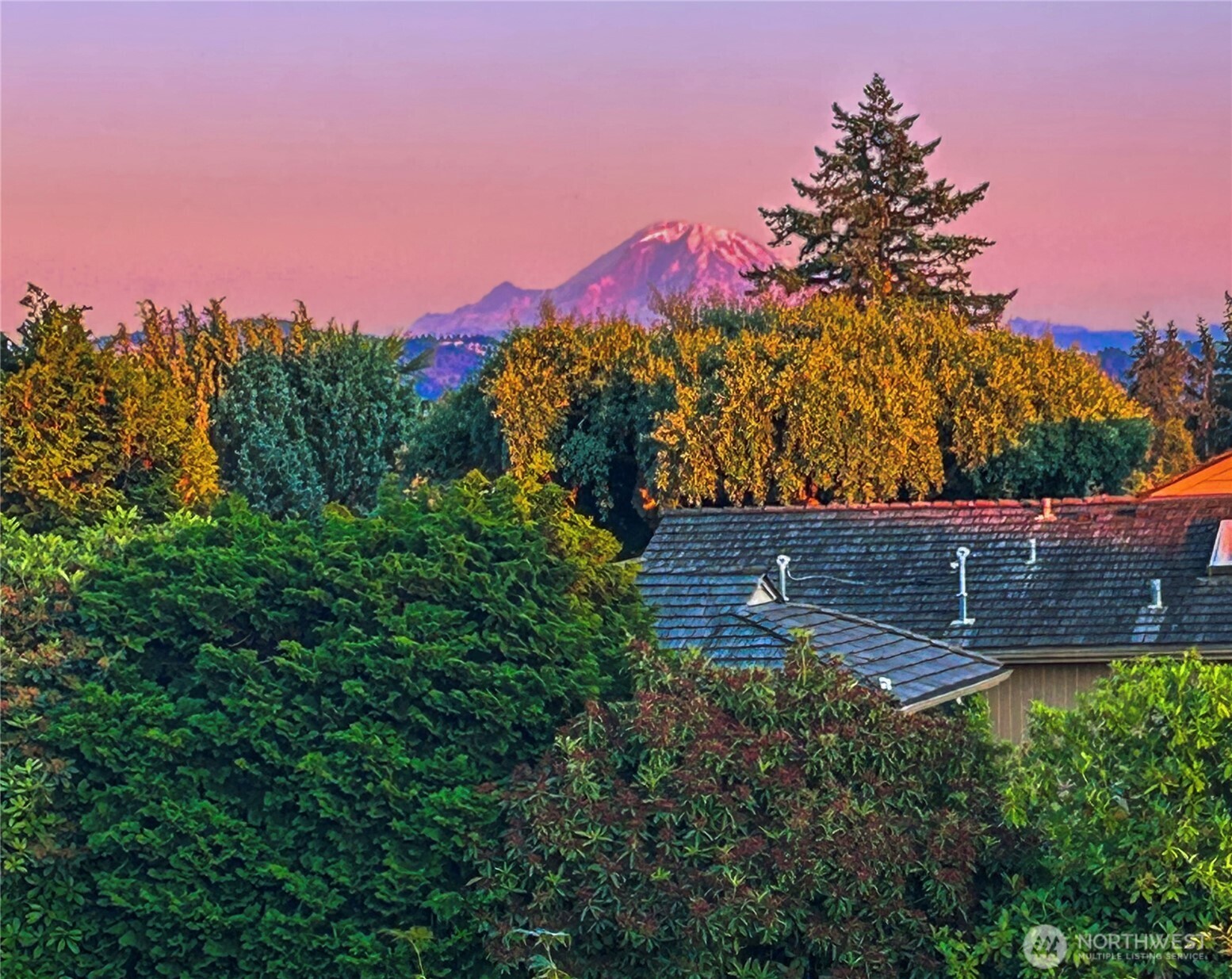 9501 NE 13th Street , Clyde Hill, WA 98004-3446
