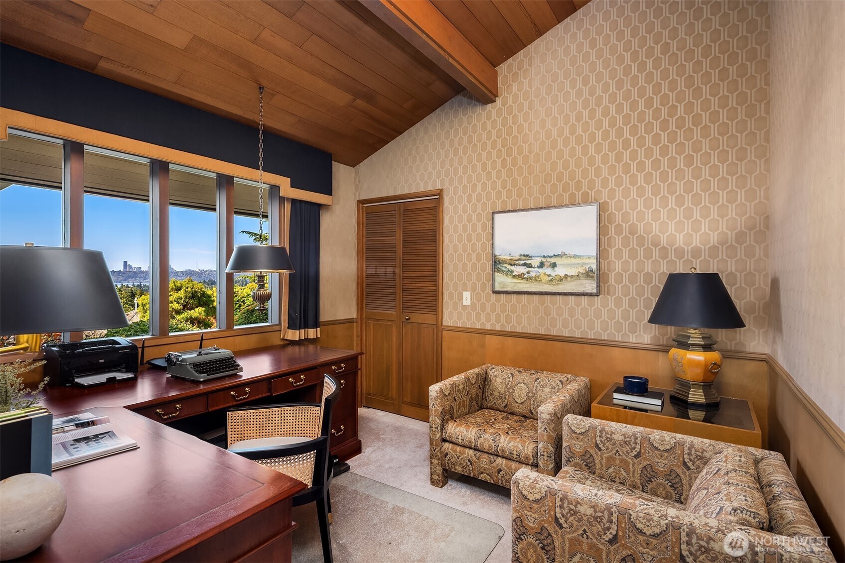 9501 NE 13th Street , Clyde Hill, WA 98004-3446