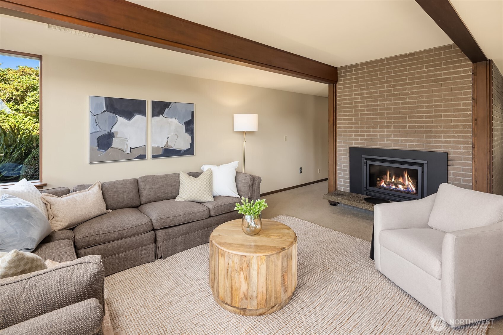 9501 NE 13th Street , Clyde Hill, WA 98004-3446