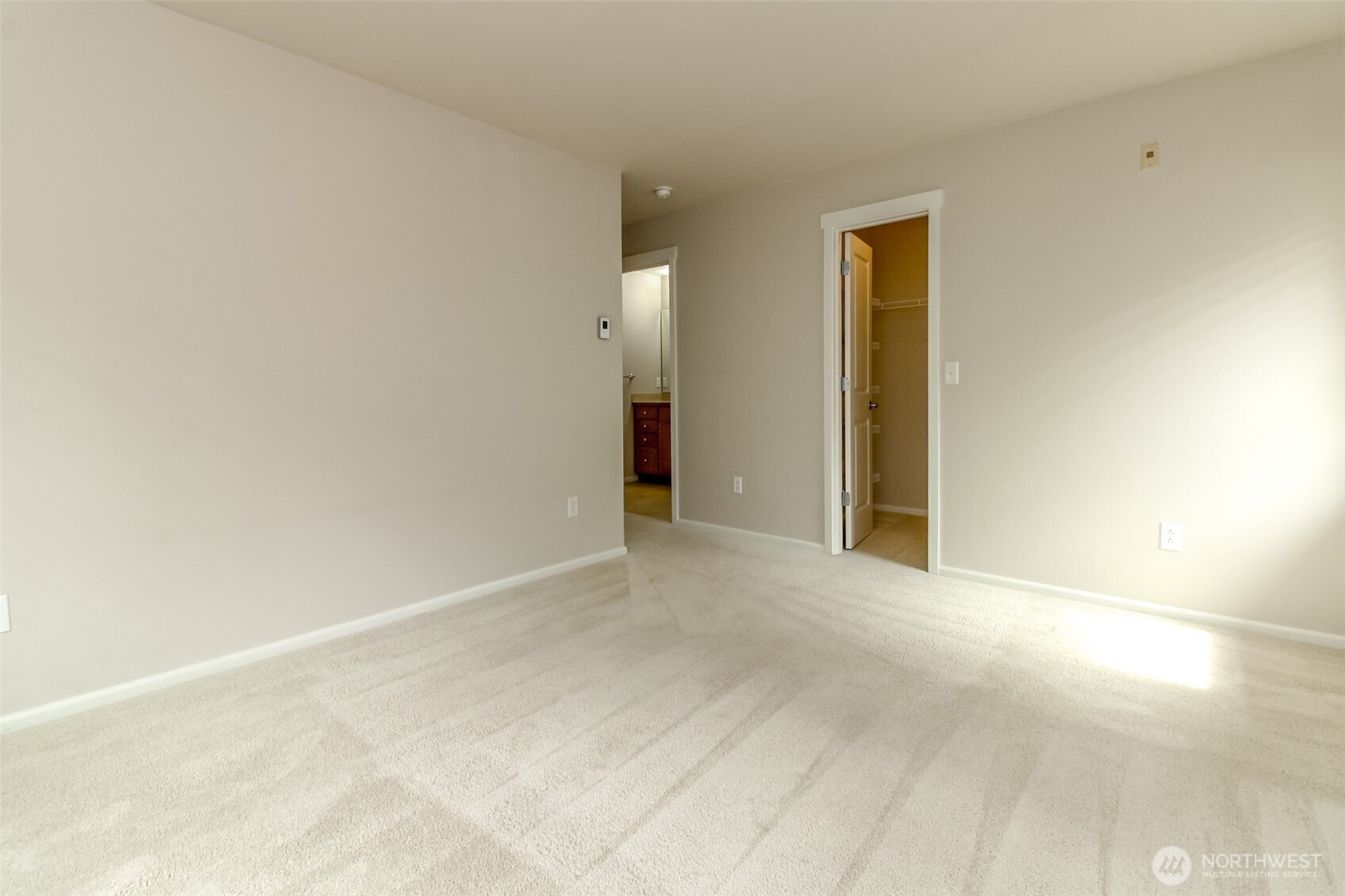21230 40th Way S #E, SeaTac, WA 98198