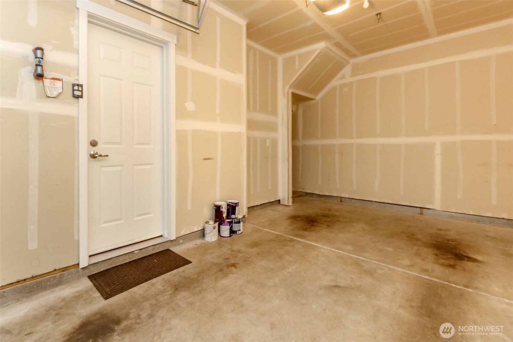 21230 40th Way S #E, SeaTac, WA 98198
