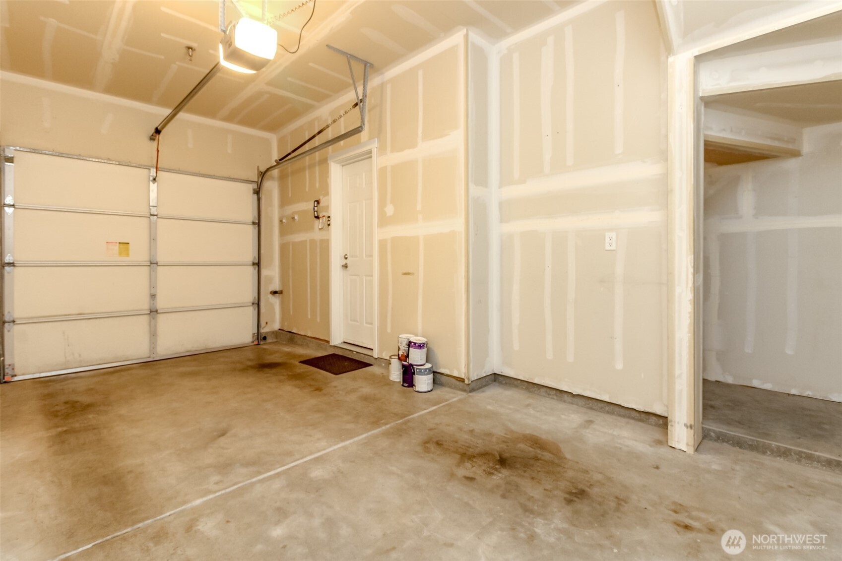 21230 40th Way S #E, SeaTac, WA 98198