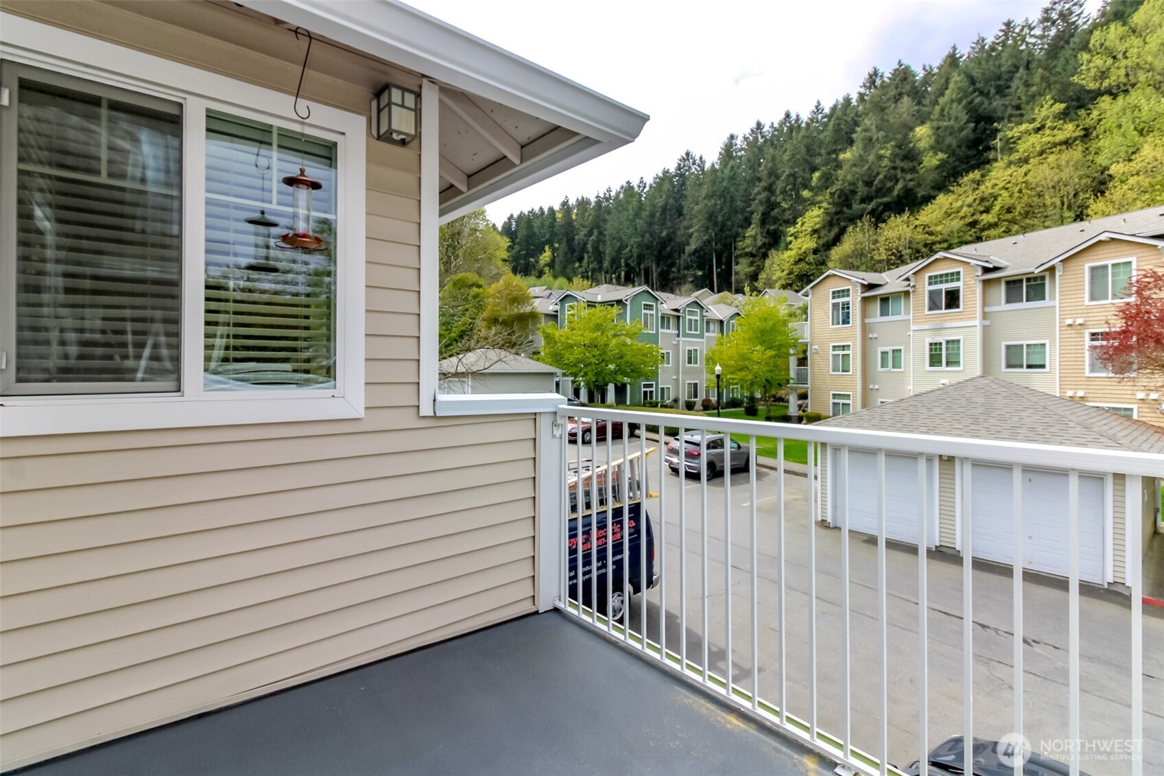 21230 40th Way S #E, SeaTac, WA 98198