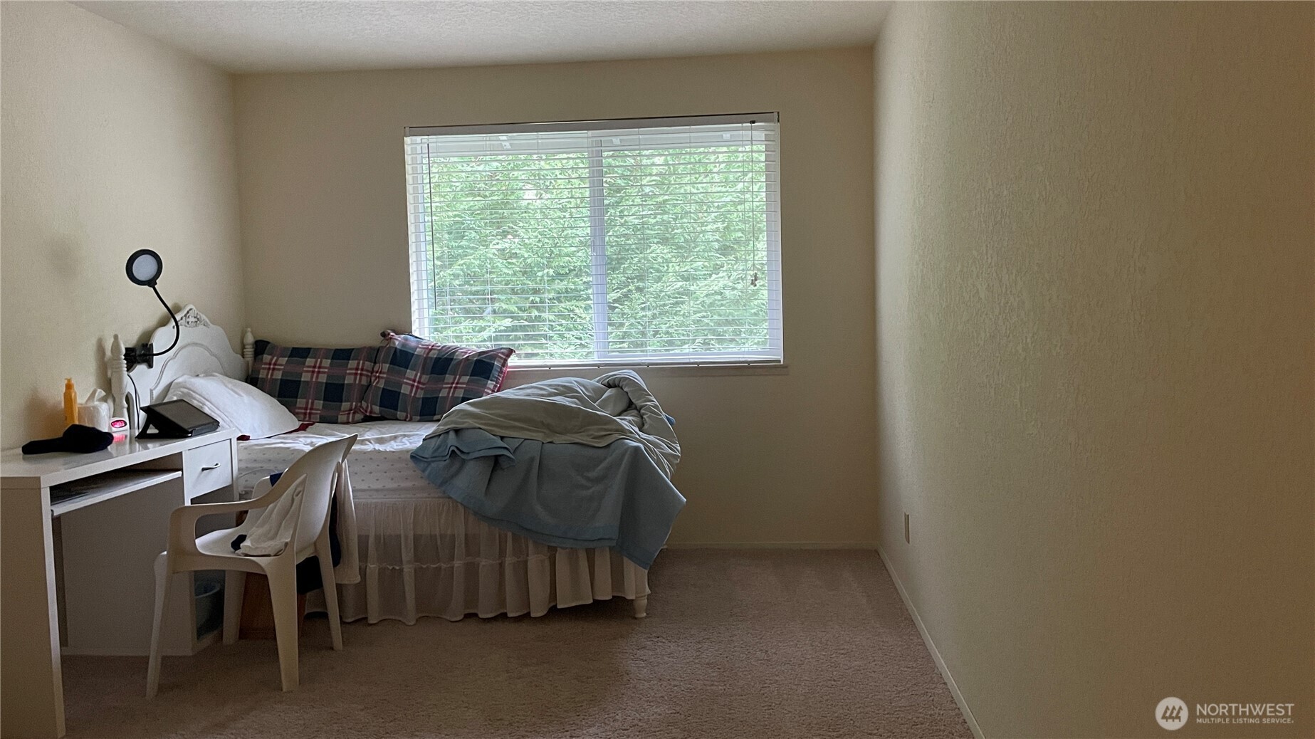23525 SE 32nd Way , Sammamish, WA 98029