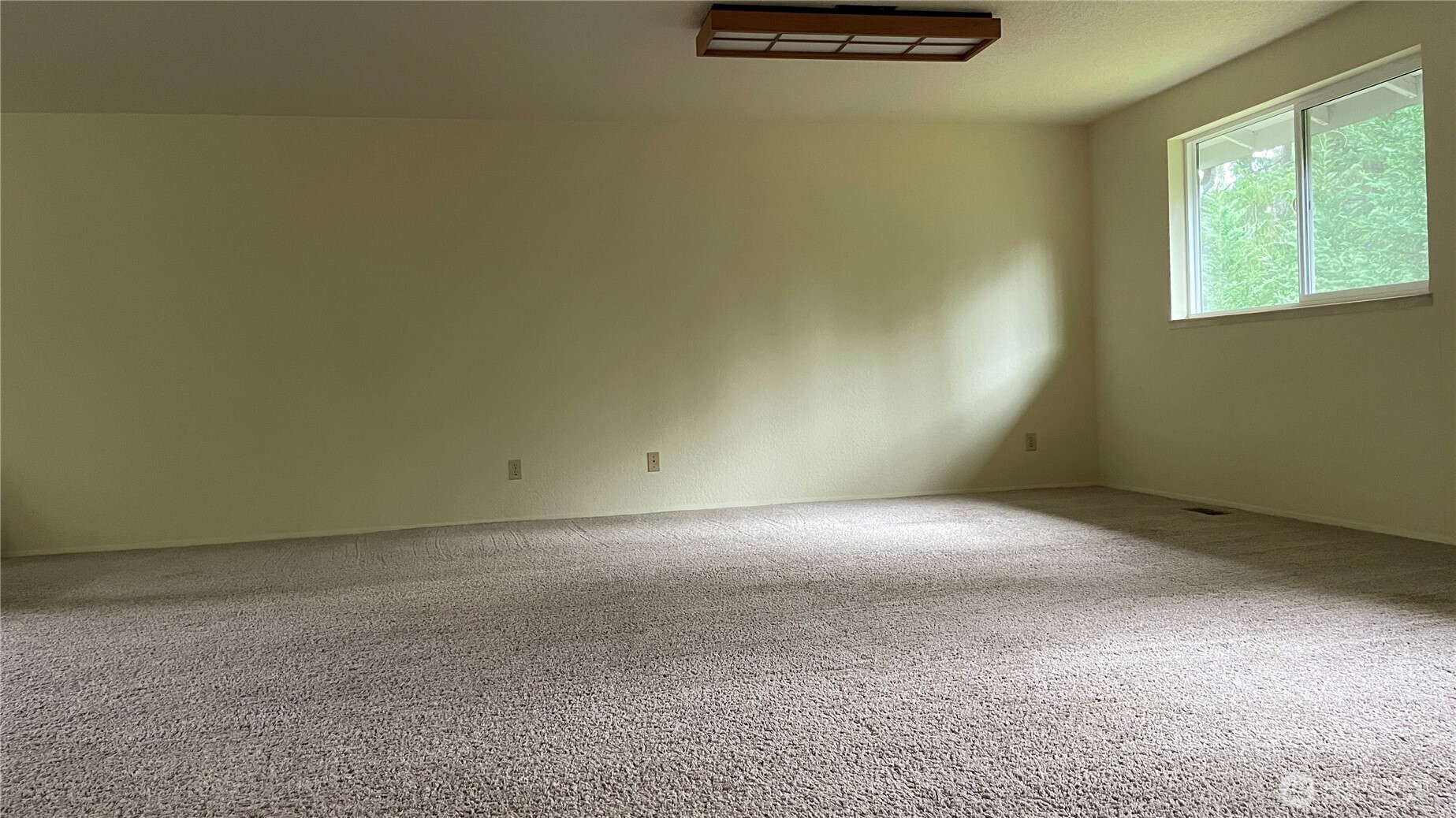 23525 SE 32nd Way , Sammamish, WA 98029