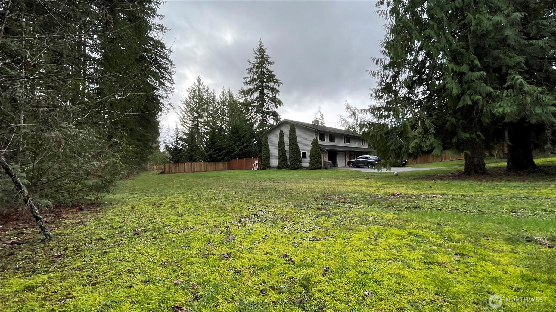 23525 SE 32nd Way , Sammamish, WA 98029