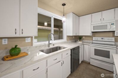 32405 1st Place S, Federal Way, WA 98003-5710 - Photo 17